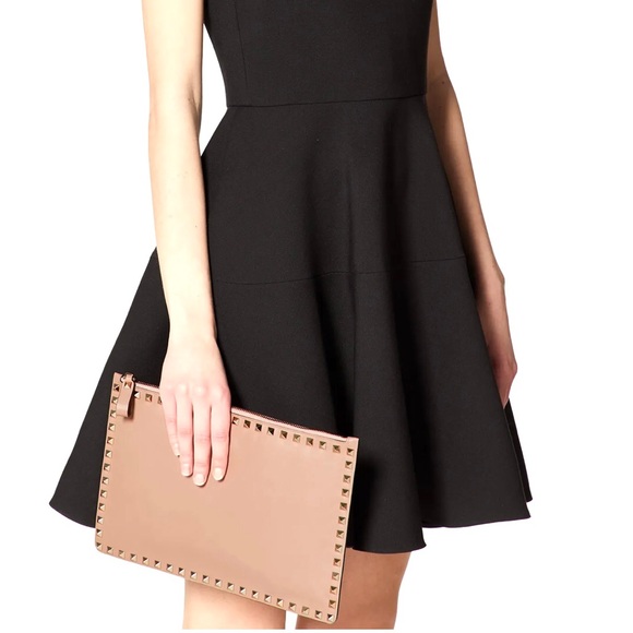 Valentino Garavani Rockstud Leather Pouch - Picture 2 of 5